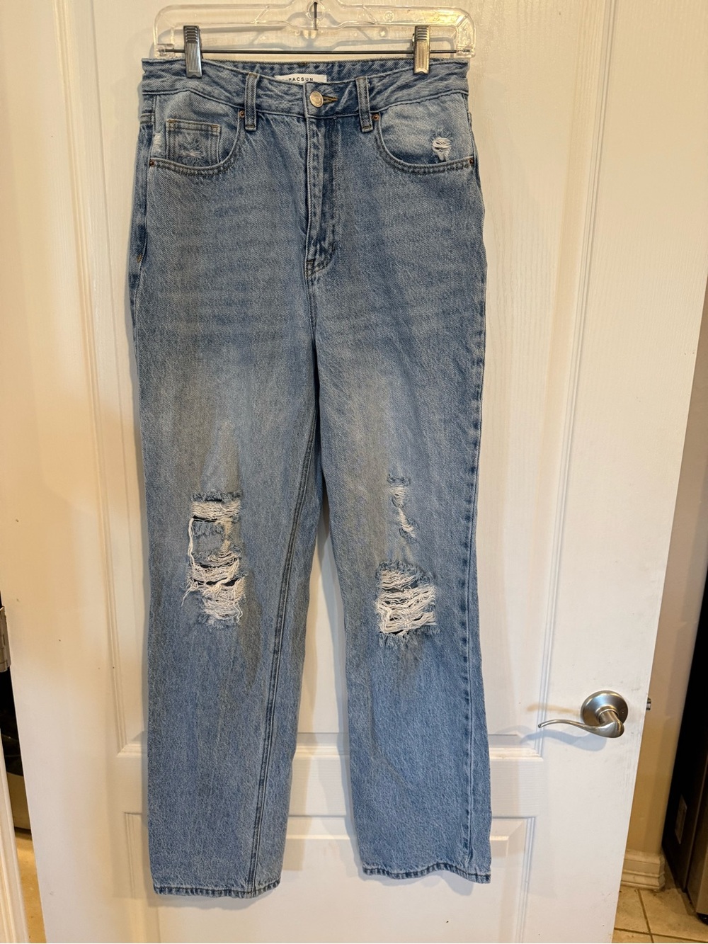 PacSun high-rise 90s boyfriend blue jeans light blue wash denim distressed sz 28